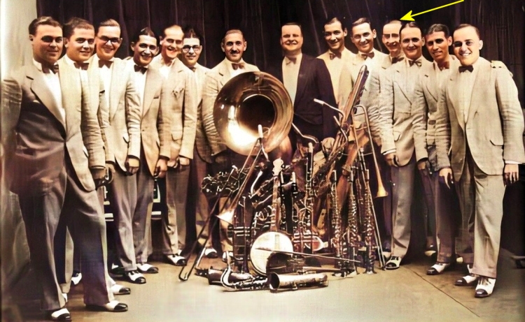 rube (highlighted) with the ray miller orchestra in 1923